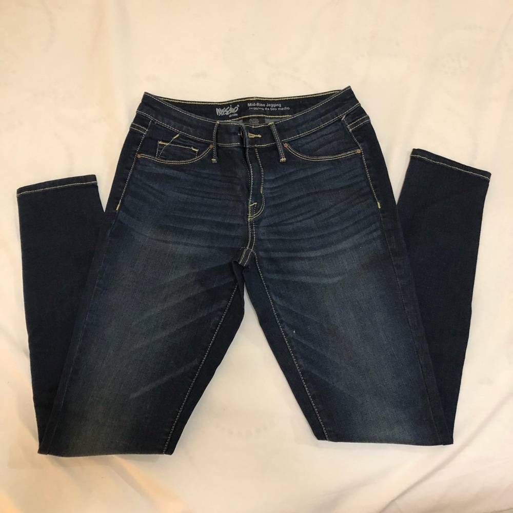 Brand new dark wash skinny ankle jeans